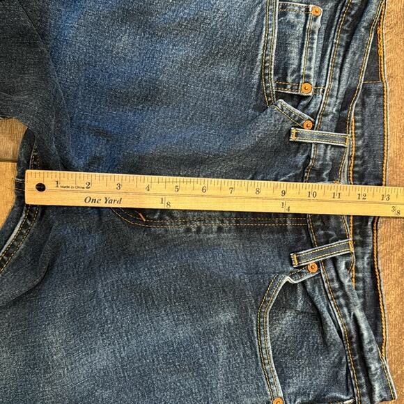 Levi's Men's 505 Regular Fit Jeans Medium Wash Size 34x32 - Picture 5 of 11